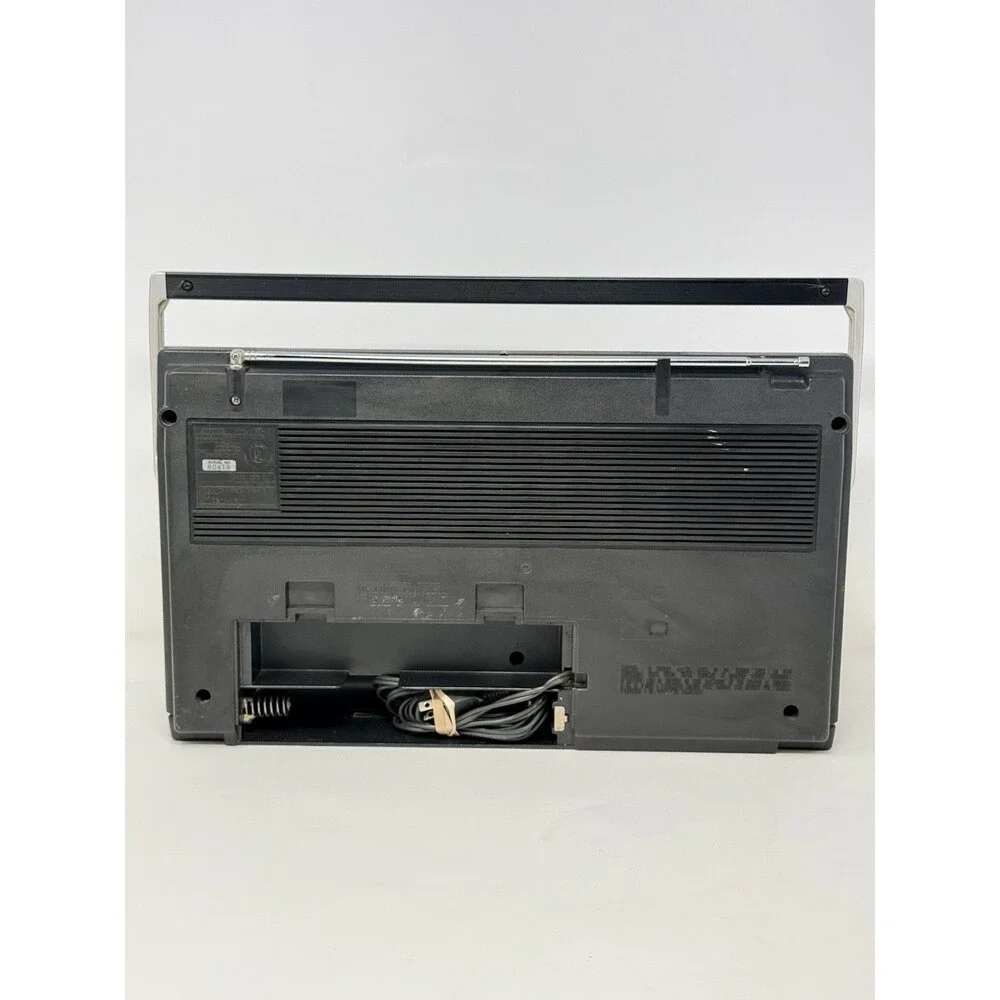 Sony CFS-43 Boombox AM FM Cassette Player Tested No Battery Cover
